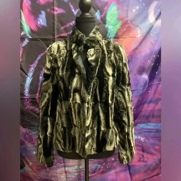 Fur jacket small - Picture 1 of 4